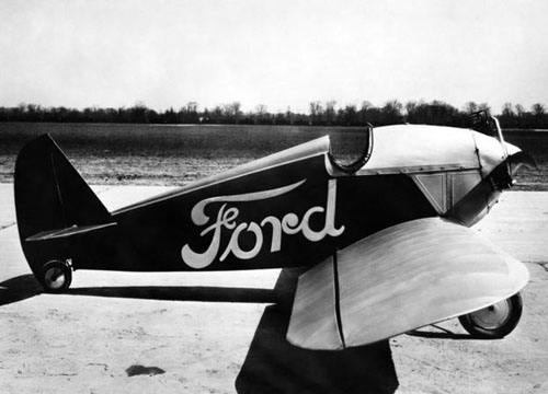 踣Tͳ(Ford flying Flivver)ʵͷߵĲƷ