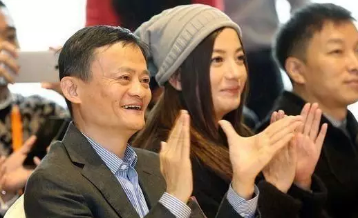 他让赵薇1分钟赚2亿 为何却在搜索引擎中隐形