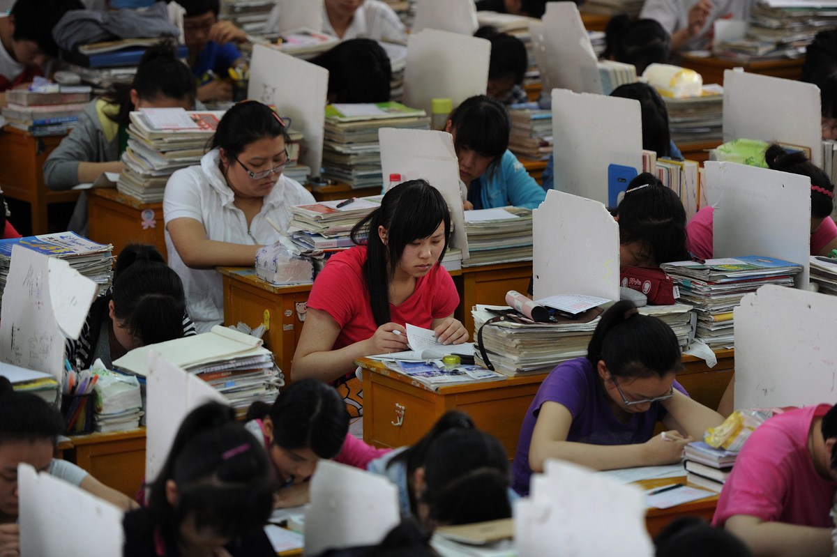 毛坦厂里的另一个中国_张鸣_腾讯大家