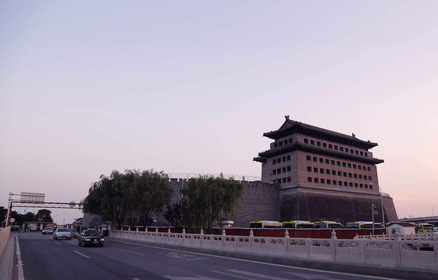 北京德胜门风光。东方IC供图 北京德胜门风光。东方IC供图