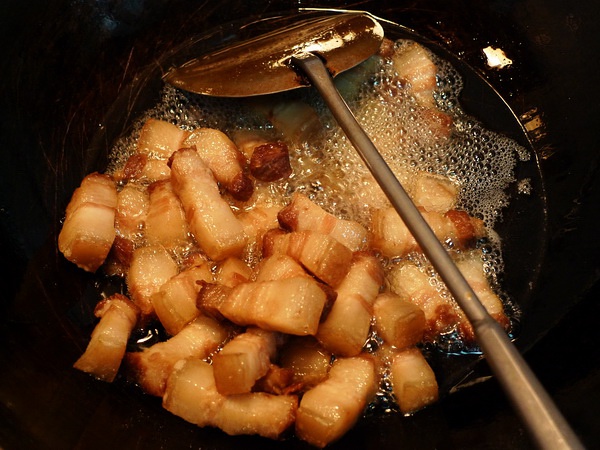 “重油重味”是不少中餐的一大健康隐患 “重油重味”是不少中餐的一大健康隐患
