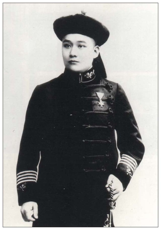 1903年将照相引入清皇室的裕勋龄 1903年将照相引入清皇室的裕勋龄