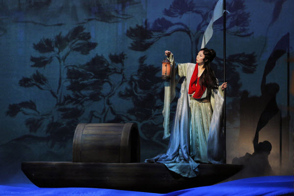 写个好看好听的歌剧有多难？――歌剧《红楼梦》的尴尬