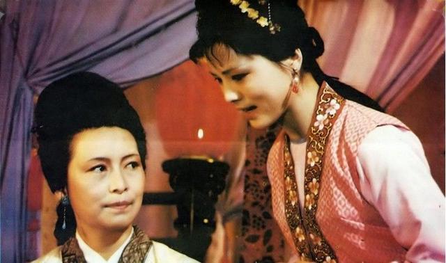 王夫人与袭人 贾母为什么没有活成贾宝玉所说的鱼眼睛?