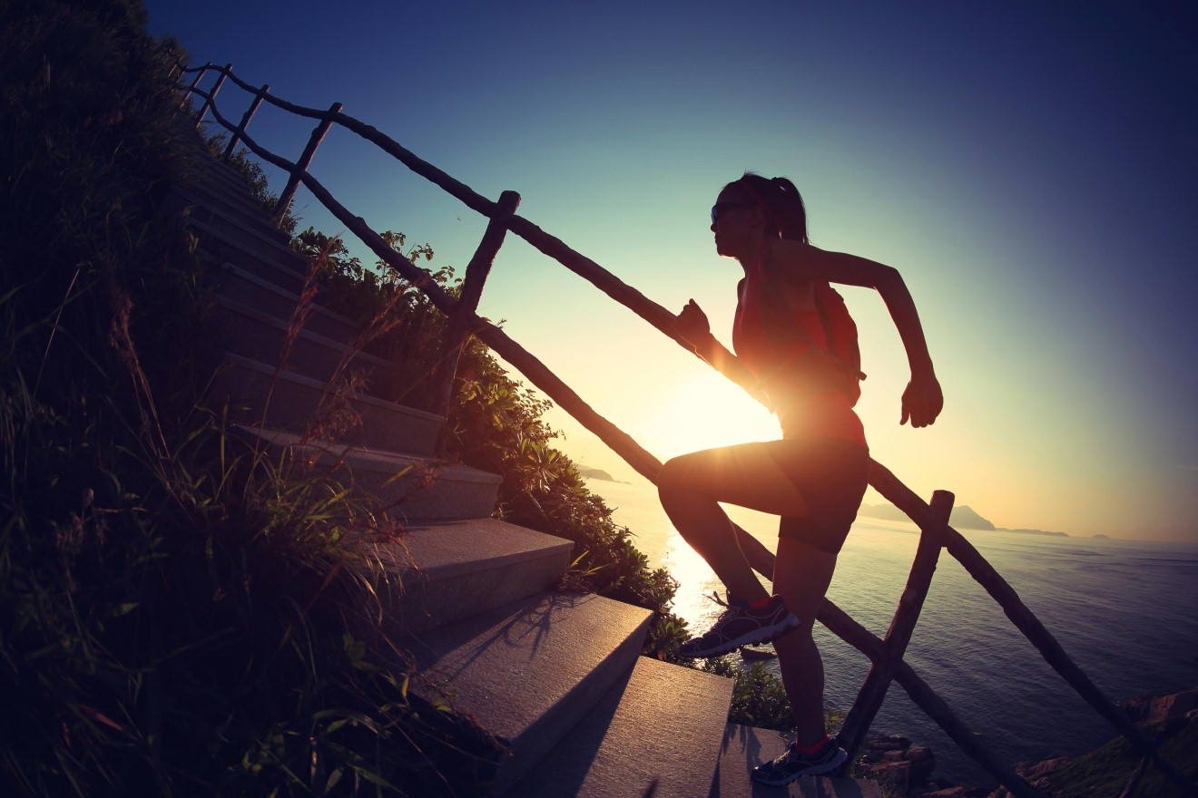 富家小姐妹同時被牛津、劍橋錄取，沒錢還能素質教育嗎？