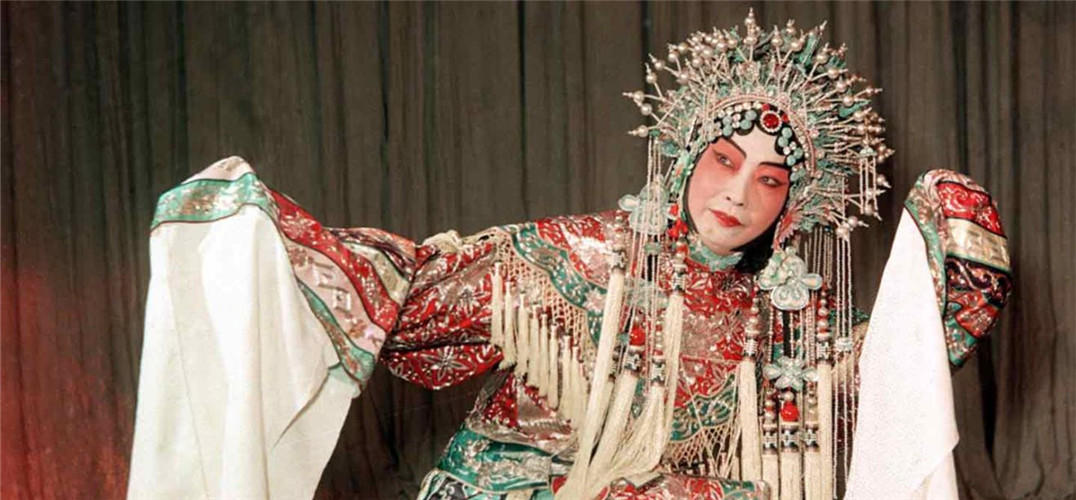 梅兰芳在京剧《贵妃醉酒》中扮演杨贵妃 梅兰芳在京剧《贵妃醉酒》中扮演杨贵妃