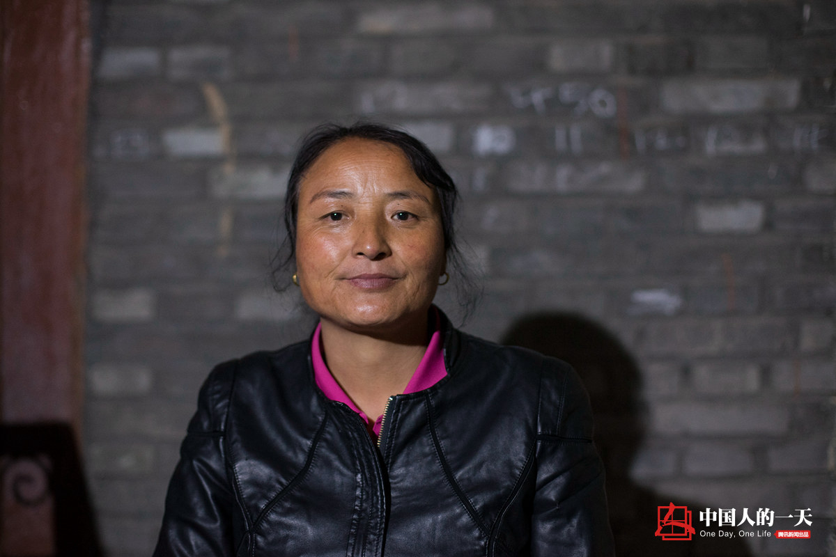 中国人的一天第3221期：她在村小代课21年工资400