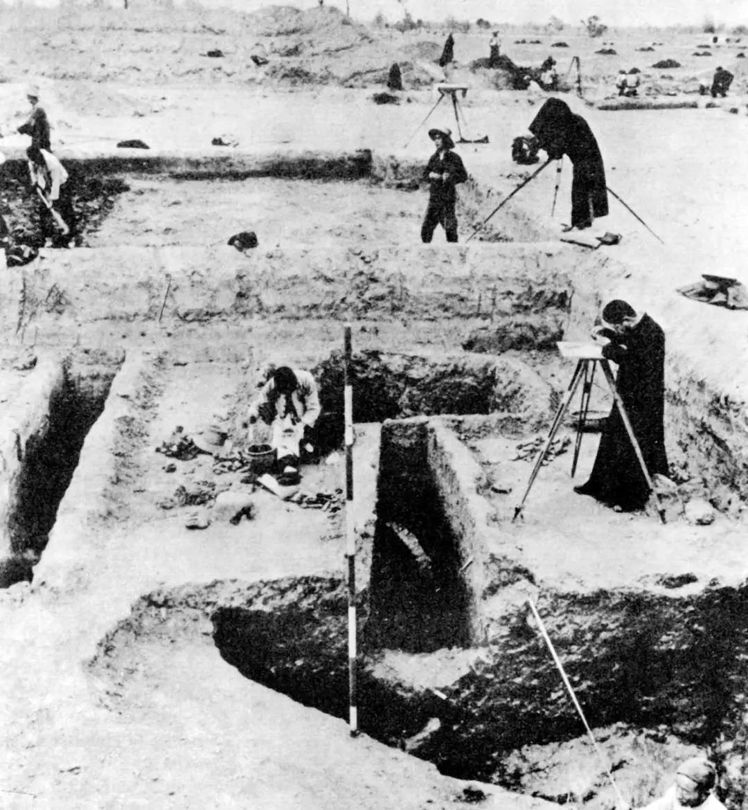 1930年殷墟发掘现场 1930年殷墟发掘现场