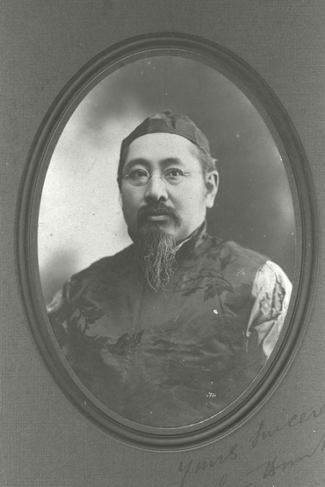 林文庆(Lim Boon Keng,1869年10月18日-1957年1月1日) 林文庆(Lim Boon Keng,1869年10月18日-1957年1月1日)
