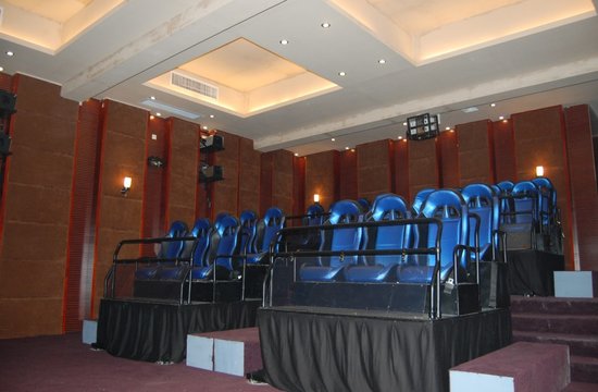 保利城5D动感影院 首个引入社区的豪华影院
