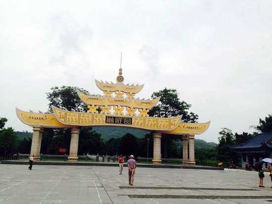 21日古鼎香农批大市场南宁至田阳商务一日游