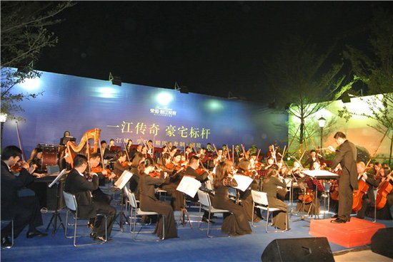 奥斯卡的喝彩大型交响音乐会落幕荣和邕江悦