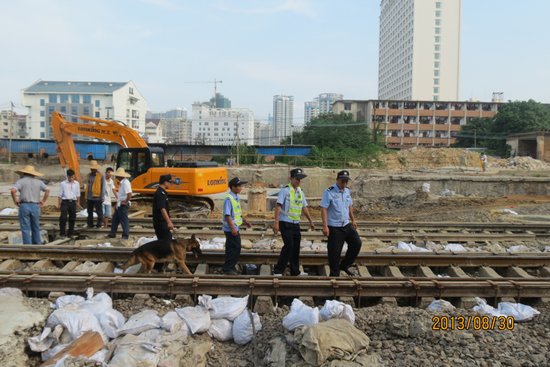 http:\/\/nn.house.qq.com\/a\/20130906\/000046