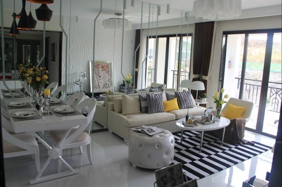 70平方米刚需三房样板间实景