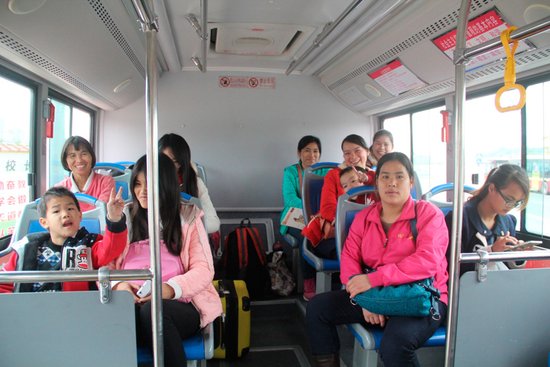 联发集团携手私家车930、交警七大队打造 温暖