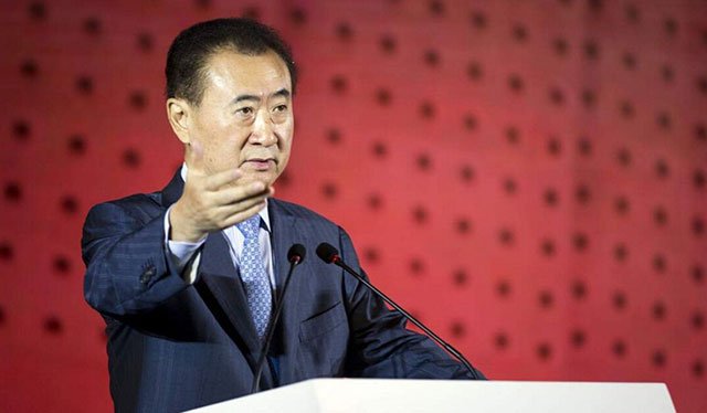 王健林的足球《江湖行》