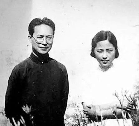 師生戀也許有美好的，但總是不合適的