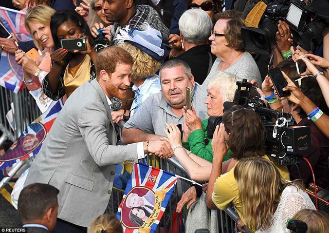 英國人怎麼看哈里王子結婚