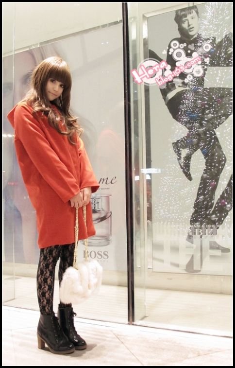 芭比美女的冬日美搭,瓷娃娃一般的脸孔迷死人啦