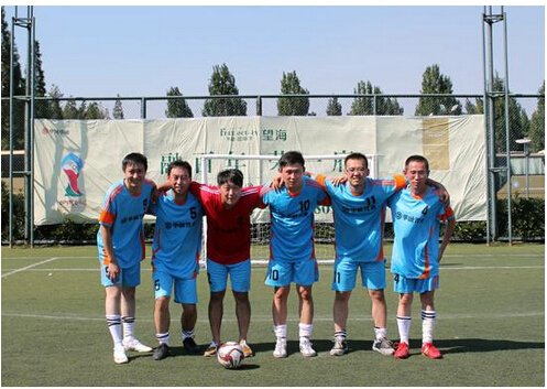 华融军团征战绿茵场 用足球诠释中国梦华融情