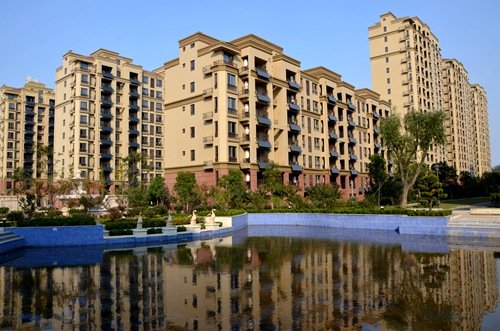 即墨春季房展会今晚开幕 21家楼盘将亮相PK_