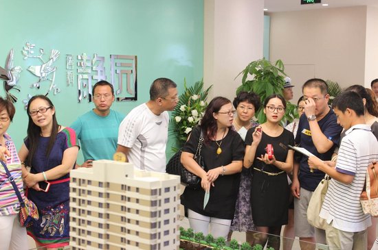 家乐福,佳世客,麦凯乐,万象城等繁华配套环顾小学;南京路周边,七色花2015小学华成图片