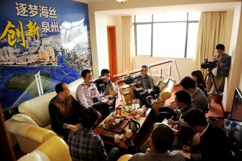 市区公交何时一元一票制 建议:拓宽筹资渠道_