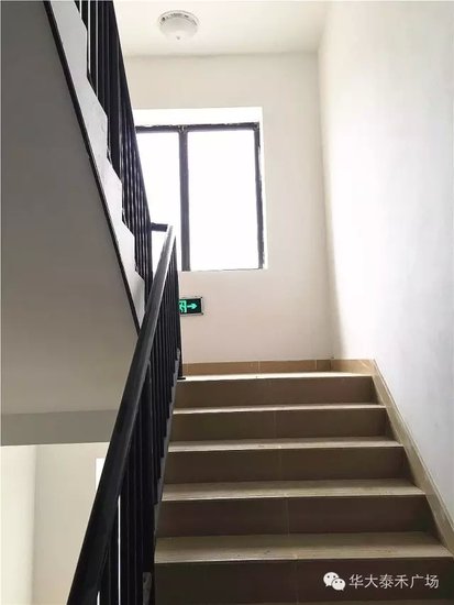 【自然采光】华大泰禾住宅楼道明亮大气_频道
