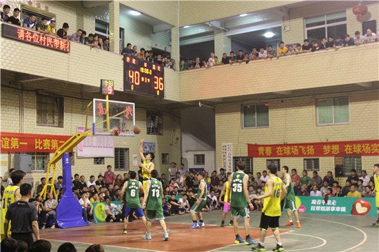 打造镇级NBA联赛 苹果公园杯篮球赛落幕_