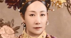 1978年北京老照片:满头银针的小姑娘,落榜生的吐槽栏