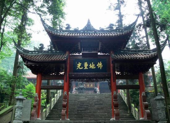 为了满足广大佛教信众的需求,四川成都都江堰普照寺将于 2015年11月9