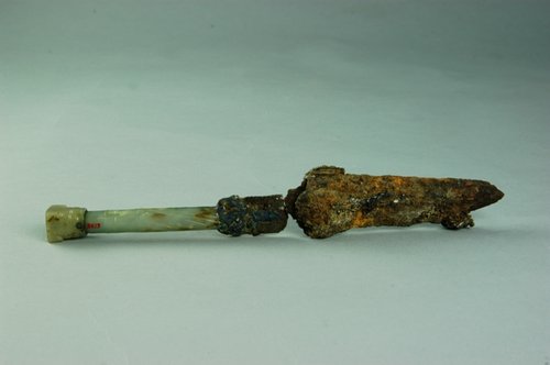 【每日一宝】中华第一剑:玉柄铁剑_儒释道频道_腾讯网