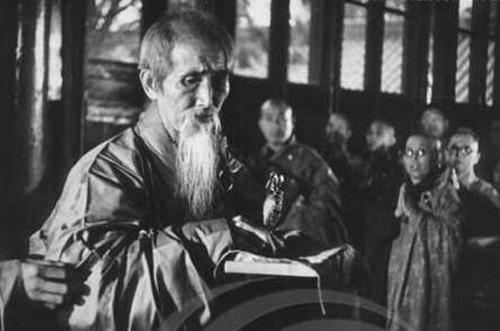 “云门事件”始末 112岁虚云老和尚:不管你们怎么打 我不死!