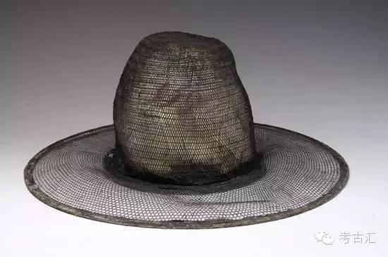 格物致知 诗词宝鉴 儒门万象  笠帽 "笠帽"在商周时期已出现,它的发明