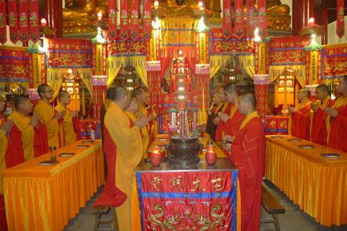 扬州大明寺启建佛像开光传法水陆道场