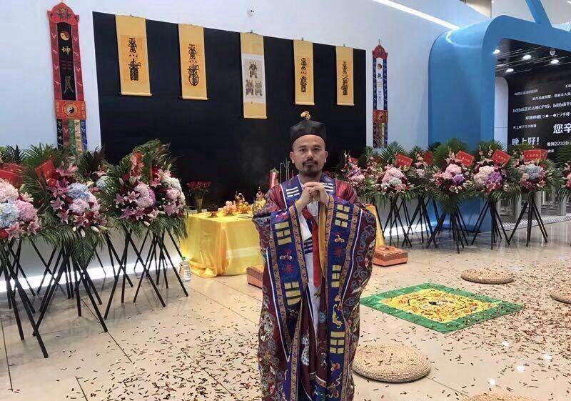 球赛前举行法事,是不是道士贪天之功了?