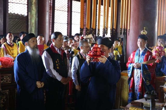 武当紫霄宫朝圣法会预祝第四届国际道教论坛圆满举办
