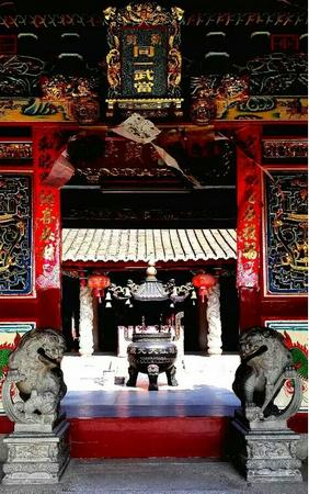 武当600年神尊来厦 两岸上千名信众恭迎