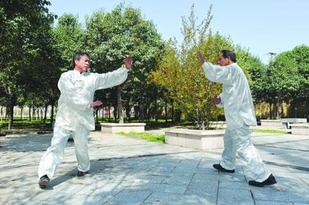 张三丰创太极拳 祖庭乃是武当山_儒佛道频道_腾讯网