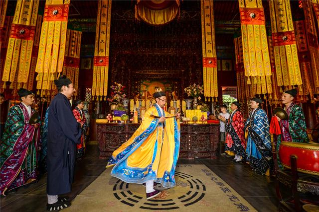 明圣宫举行"庆祝中国道教协会成立60周年祈祷国泰民安