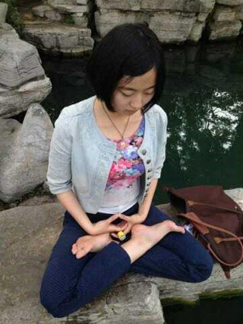 美女大学生出家的心路历程