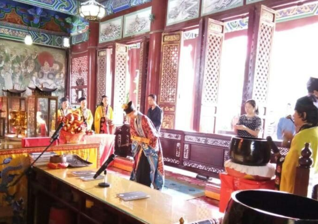 云南省各地协会、宫观举行“庆祝中国道教协会成立60周年祈福法会”