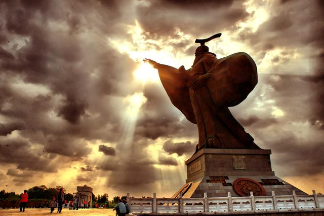 被后世冠以“千古一帝”称号的那些皇帝_儒佛道频道_腾讯网