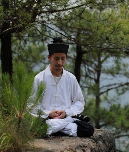 【弘道读经会】打坐出现的幻觉真实存在?