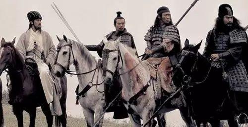 四大名著是中国人的四面镜子 - 万德卍吉祥 - 天天幸福成长 四大名著:中国人的四面镜子