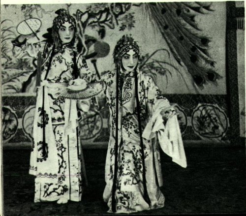 梅兰芳先生谈他演唱的昆曲