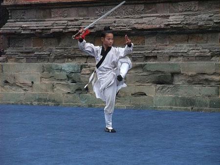 “百兵之祖”武当剑 修身亦修心_儒佛道频道_腾讯网