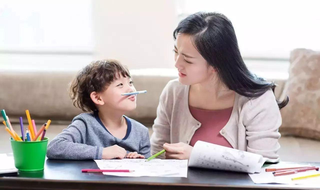 怎么才能让孩子爱上阅读爱上学习?家长这样做会事半功倍 群美育儿