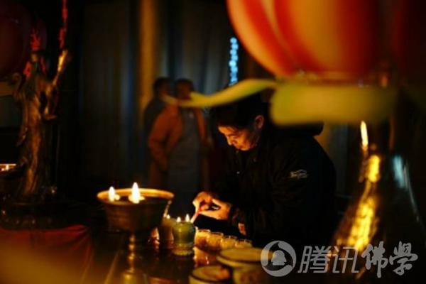 李连杰朝礼峨眉山 永寿大和尚开示“悲智愿行”