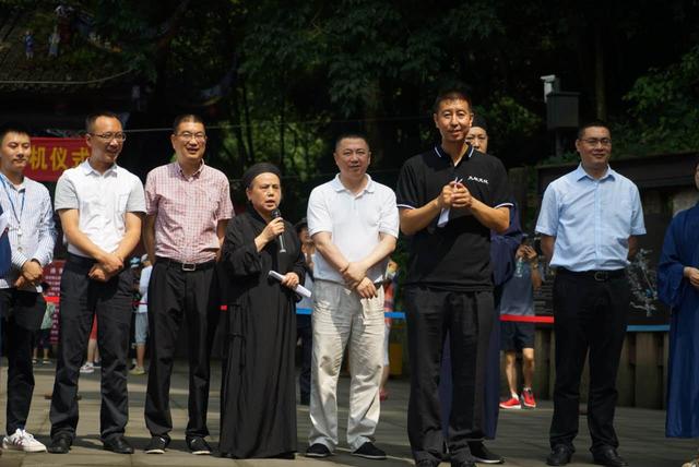张明心会长致辞(摄影:卫学刚)